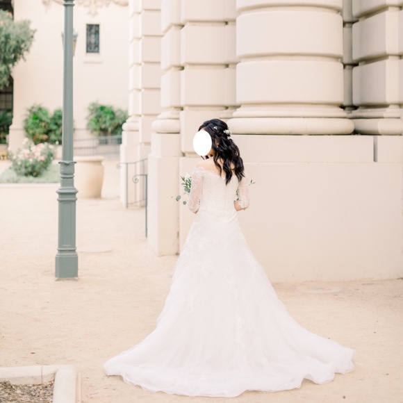 La Sposa Off-Shoulder Lace Wedding Dress - Picture 2 of 7